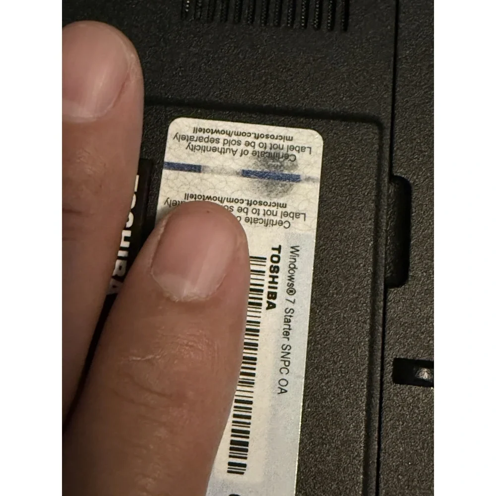 Toshiba Mini NB255-N250 10.1in. (250GB, Intel‎ Atom, 1.66GHz, 1GB) Netbook